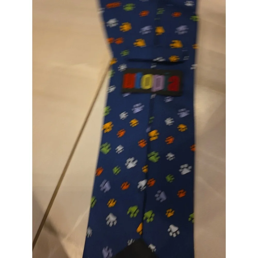 Utopia Men's Necktie Tie Silk‎ Wine Dog Paw Prints B1